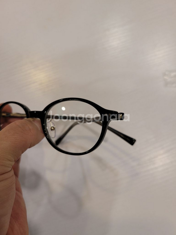 리가드 뿔테 뉴진스 안경 미우미우 선글라스 카린 아르노--9