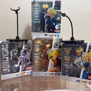 SHF 드래곤볼 4개 상품 일괄 판매 합니다
