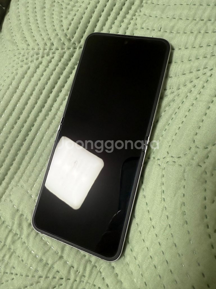 갤럭시제트플립6--4