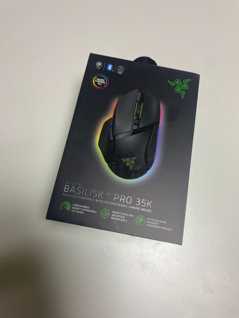 레이저 바실리스크 v3 pro 35k 게이밍 마우스