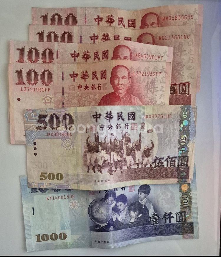 대만달러 팝니다--0