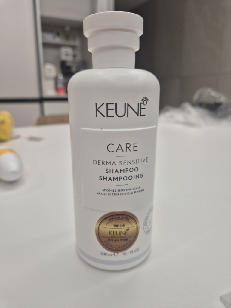 컨 케어 더마 센시티브 샴푸 300ml 팝니다.(미개봉