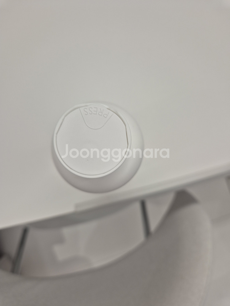 컨 케어 더마 센시티브 샴푸 300ml 팝니다.(미개봉--2