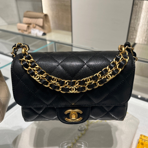 샤넬 ss 시즌백 캐비어 블랙 미니 탑핸들 플랩백