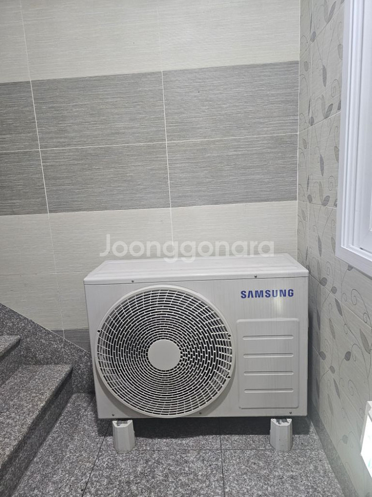 [여름 필수템! 빠른 거래 가능]2023년식 에어컨--1