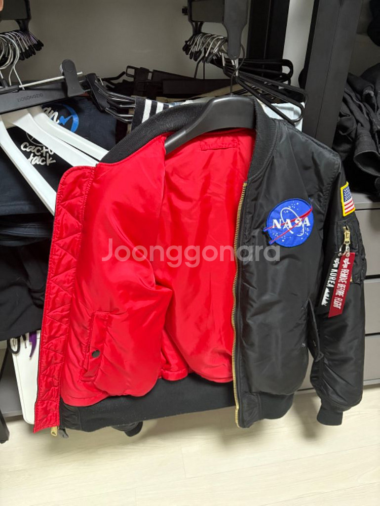 알파인더스트리 ma-1 나사 항공점퍼 s사이즈--2