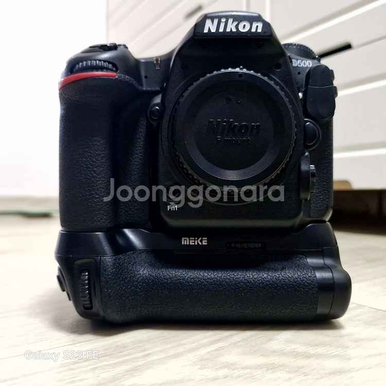 니콘 d500 바디,호환 세로그립 직거래 66만원--1