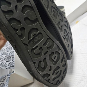 알랙산더맥퀸신발 스니커즈