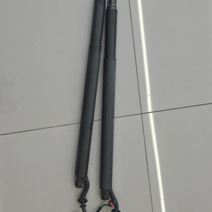 올뉴소렌토 전동트렁크쇼바 중고품