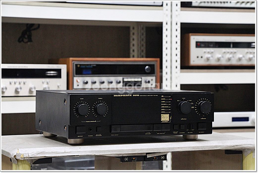 마란츠 중급형 인티앰프 모델 PM-54D--0