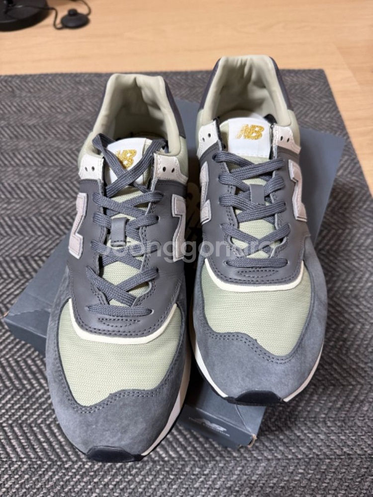 뉴발란스 574 LGGD 285 사이즈--2