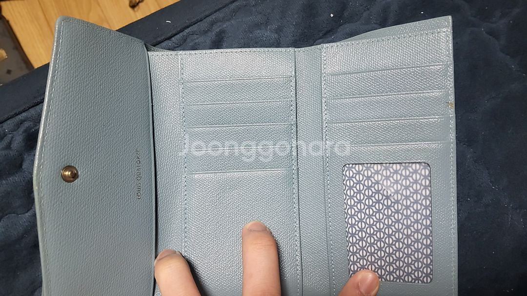 루이까또즈 여성 장지갑--2