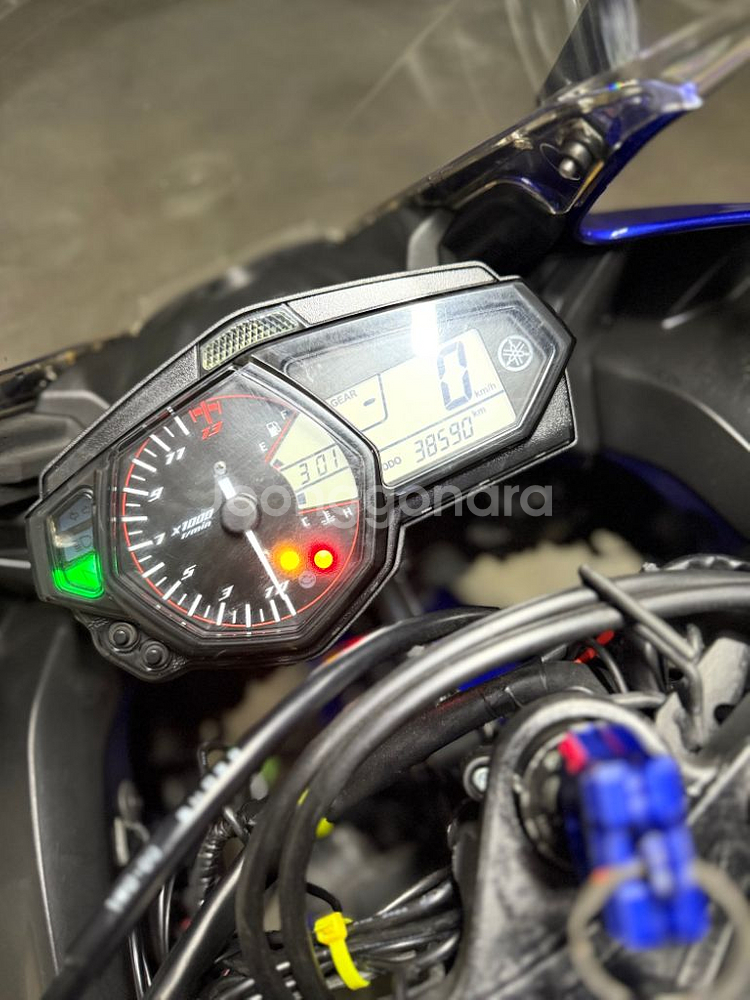 2016년식 야마하 r3 판매합니다. (구변완료)--7