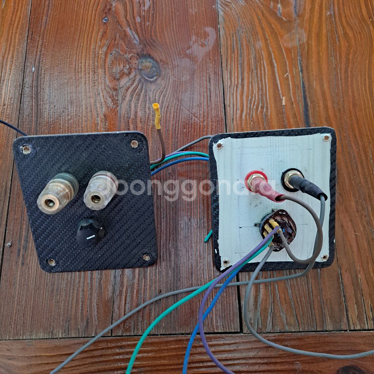 스피커 바인딩 포스트--0