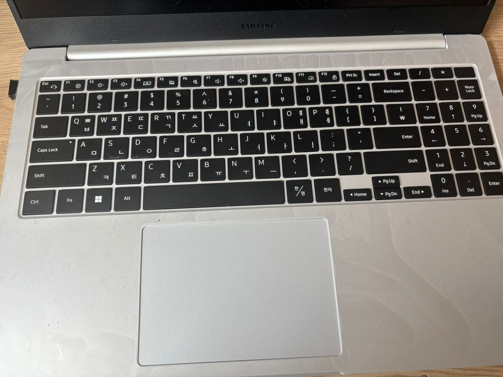 삼성노트북 갤럭시북2 NT550XED NT550 이미지