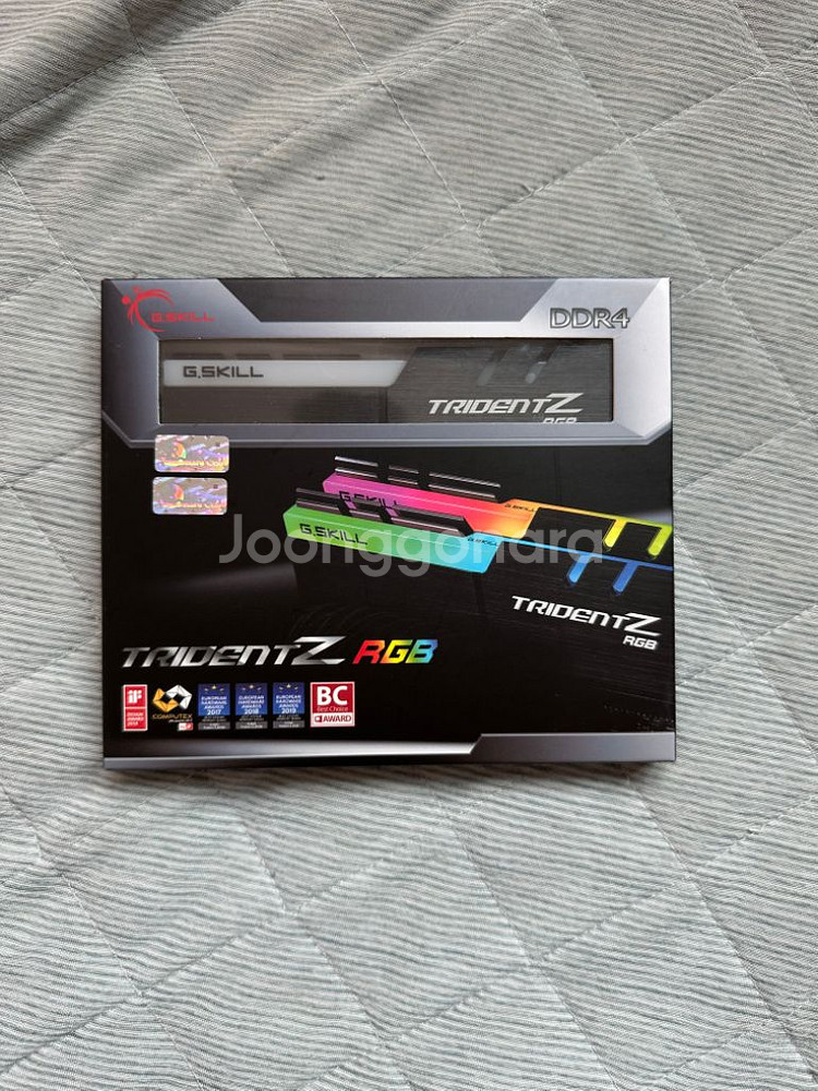 지스킬 트라이던트Z RGB 8GB x2 16GB--2