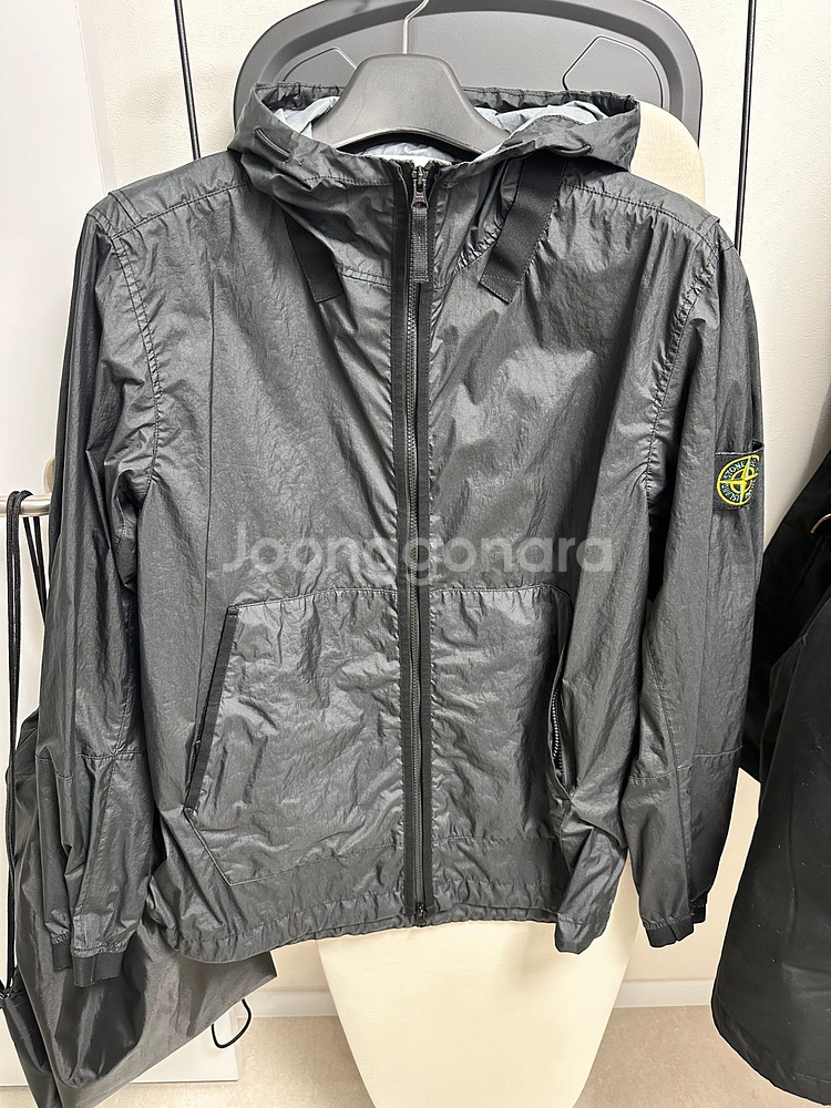 스톤아일렌드 3L tc 사이즈 (xl) 1회착 85만원--0