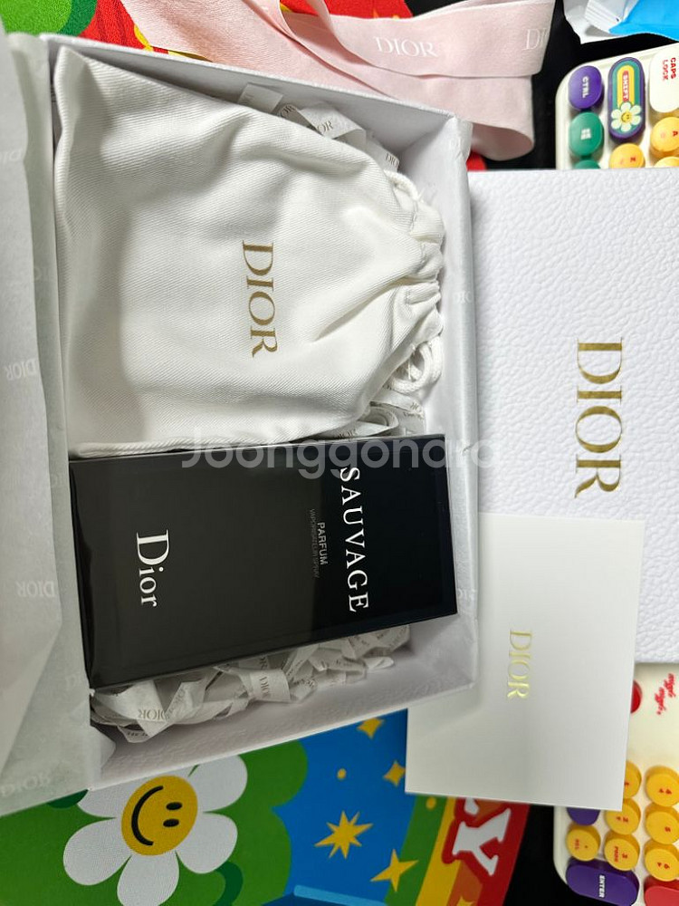 디올 소바쥬 퍼퓸 100ml+ 선물패키징--0