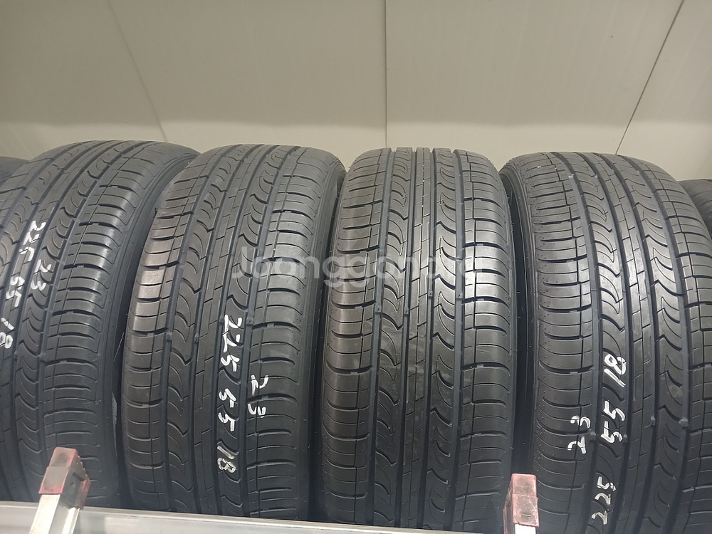 2255518중고타이어4개225 55 18타이어--0