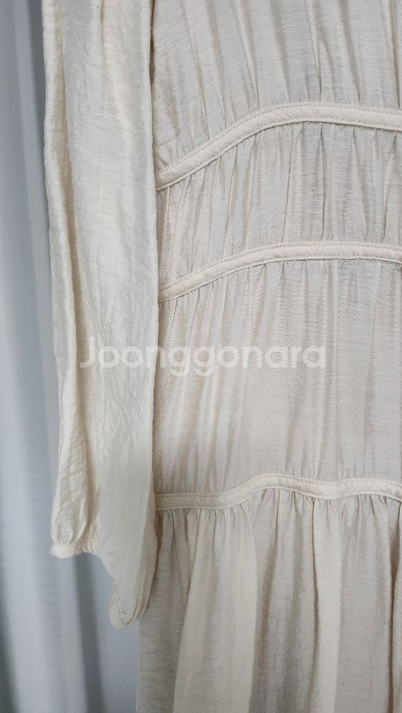 리린 원피스 셔링 실켓 러블리 여성스러운 심플 데일리--2