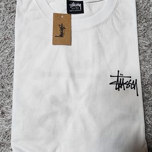 스투시 반팔 XL 팝니다.