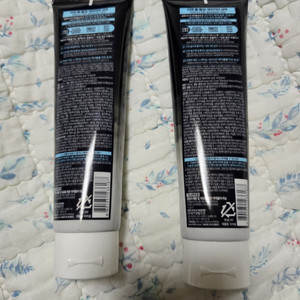 리엔 새치커버 150ml 샴프 2개 싸게 팝니다.
