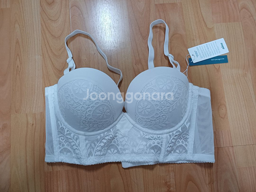 드레스핏을 완성시켜주는 에이세 웨딩브라 85A--9