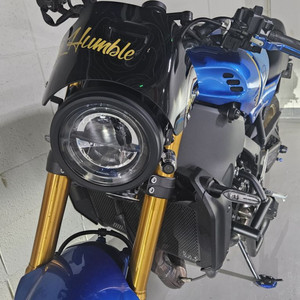 야마하 XSR900
