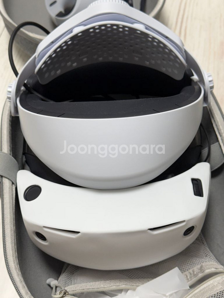 PS VR2 (추가 액세서리 포함) 판매합니다. (1회--1
