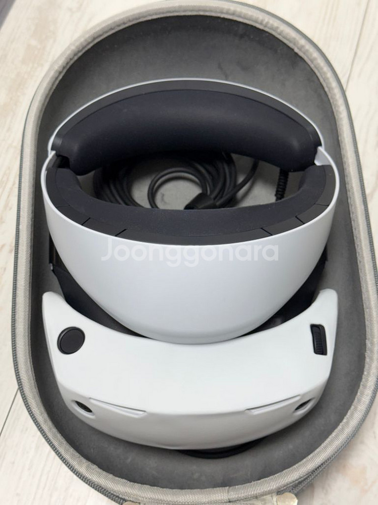 PS VR2 (추가 액세서리 포함) 판매합니다. (1회--3
