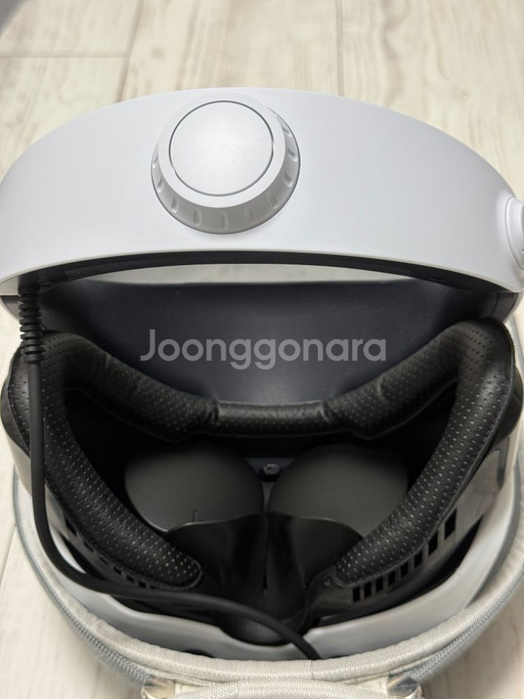 PS VR2 (추가 액세서리 포함) 판매합니다. (1회--5