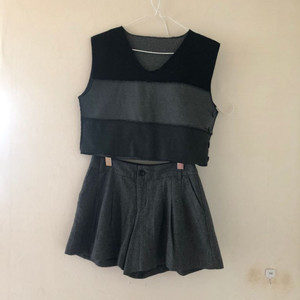 와이드 모직 숏팬츠+크롭 조끼