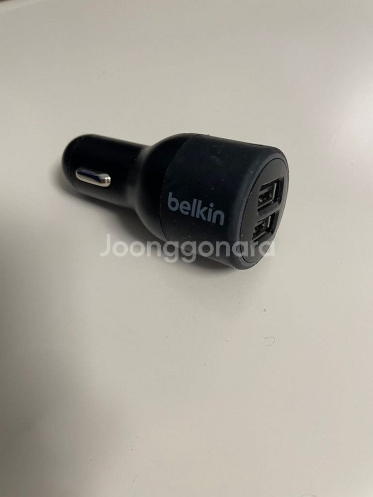 벨킨 차량용 듀얼 USB 충전기--0