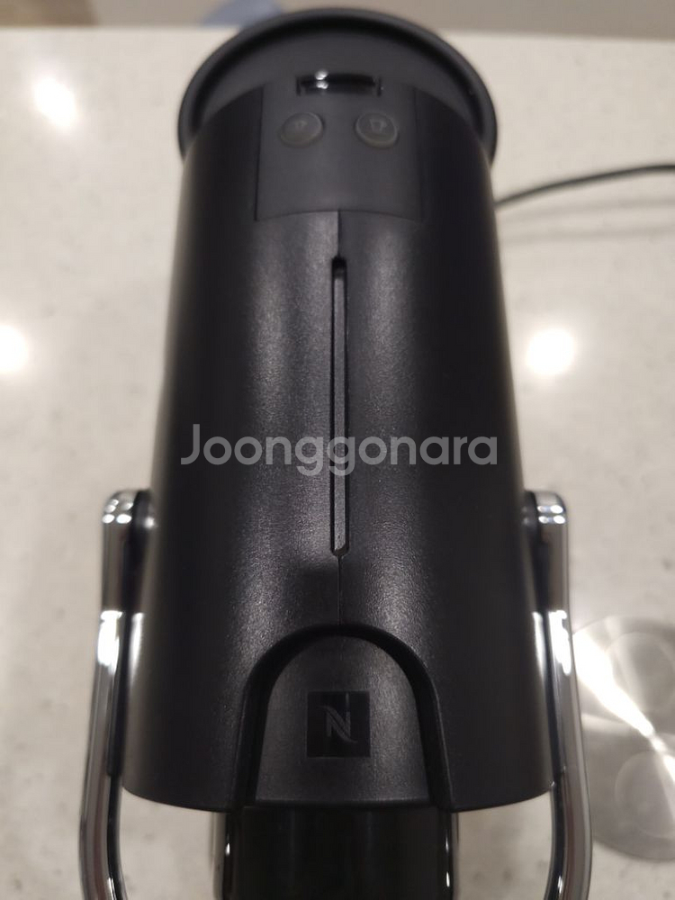 네스프레소 픽시(C60)--3