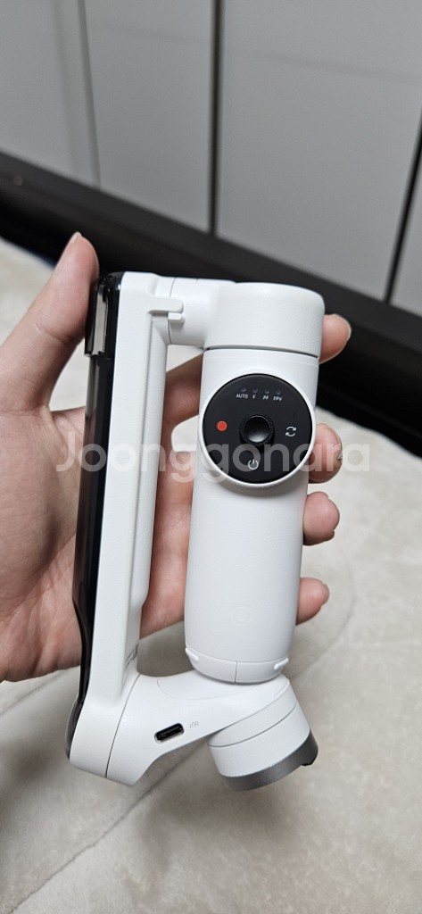스마트폰 짐벌 인스타 360 flow, insta360--4