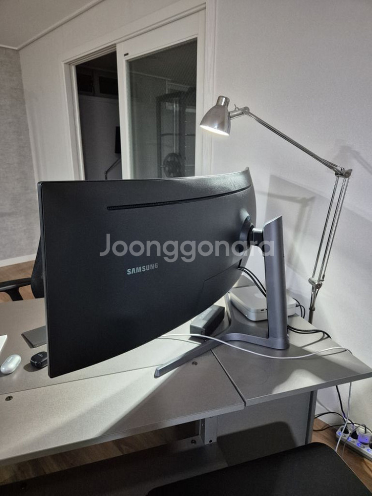 삼성 49인치 모니터 LC49RG90SSKXKR--1