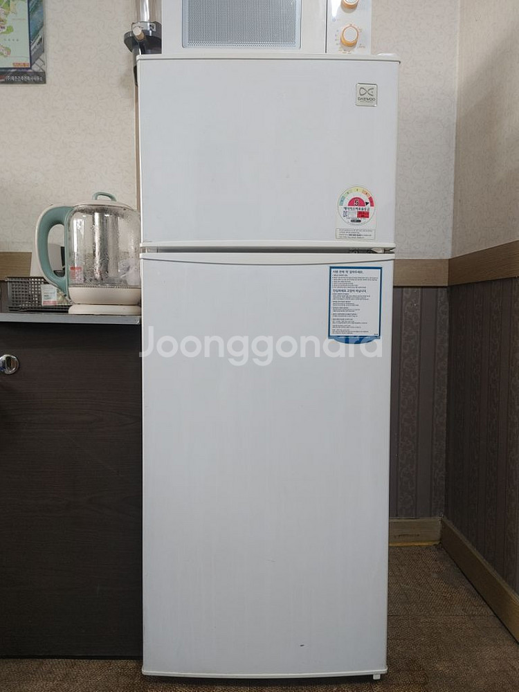 대우 중형 냉장고 145L--0