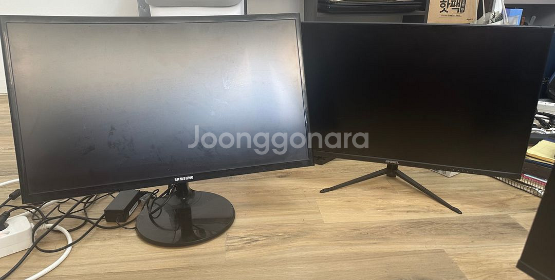 중고 모니터 판매(24인치 4대, 32인치 1대)--4