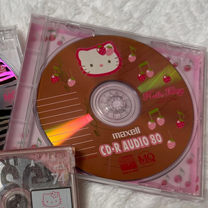딸기 키티 CD