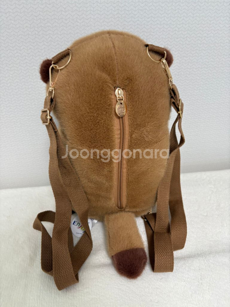 물고기 든 해달 인형가방 (새제품/텍0/ 가방 끈0)--1