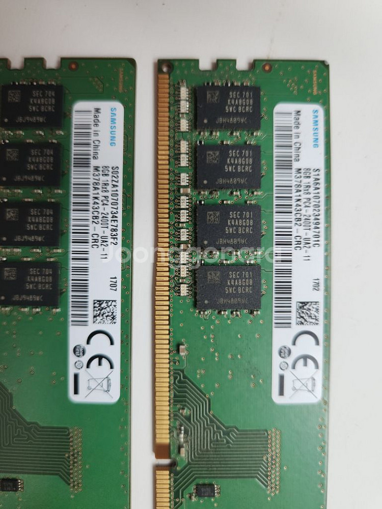 삼성 DDR4 8GB PC4-2400T RAM 2개--1