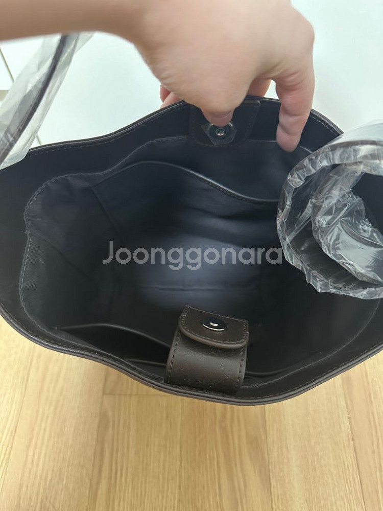 새상품)파사드패턴 셰퍼드백--2