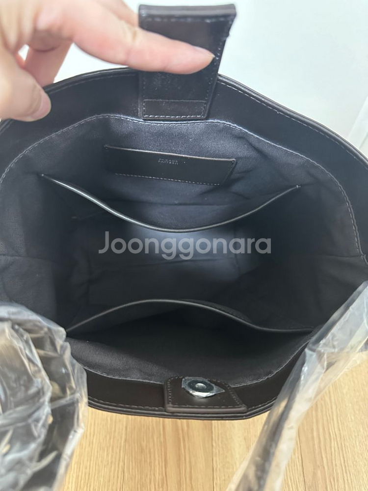 새상품)파사드패턴 셰퍼드백--3