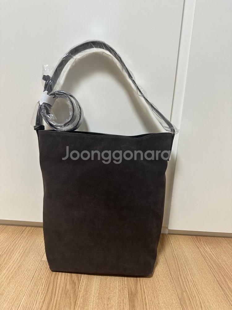 새상품)파사드패턴 셰퍼드백--1