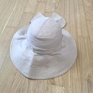 헨렌카민스키 정품 모자