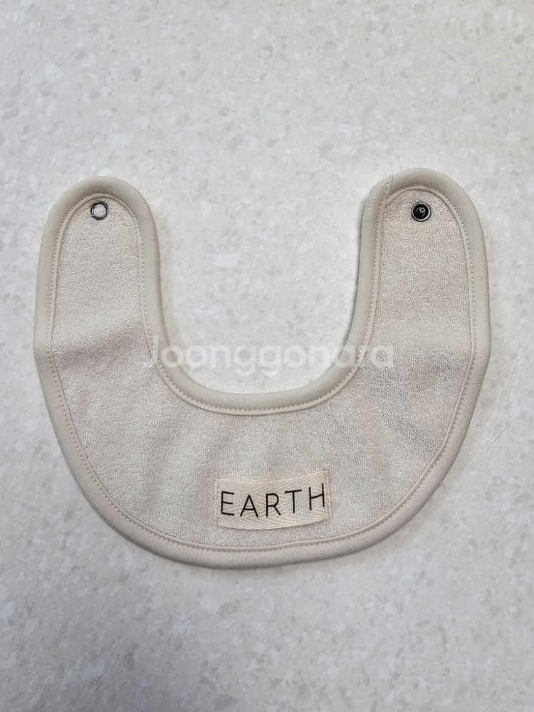 얼쓰 오가닉 신생아 턱받이 EARTH 빕 새상품--6