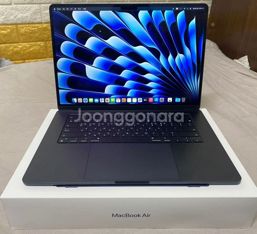 [S급]맥북 에어 M2 15인치 8GB/512GB--1