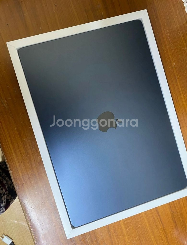 [S급]맥북 에어 M2 15인치 8GB/512GB--0