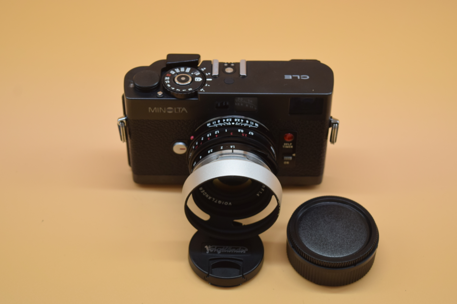 입문용 필름카메라 미놀타 CLE 40MM F1.4