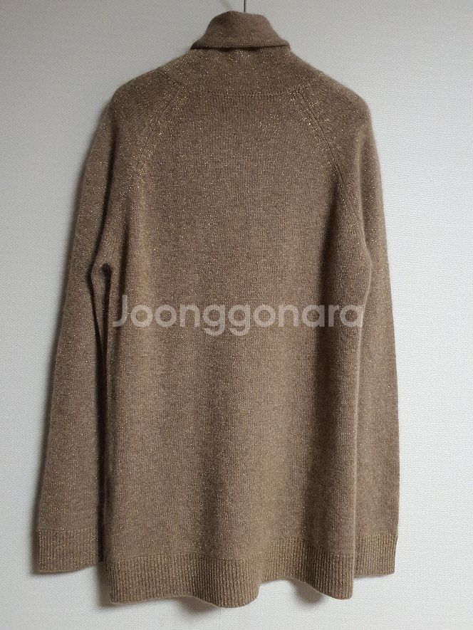 고비 GOBI 몽골리안 글리터 디테일 터틀넥 캐시미어--7